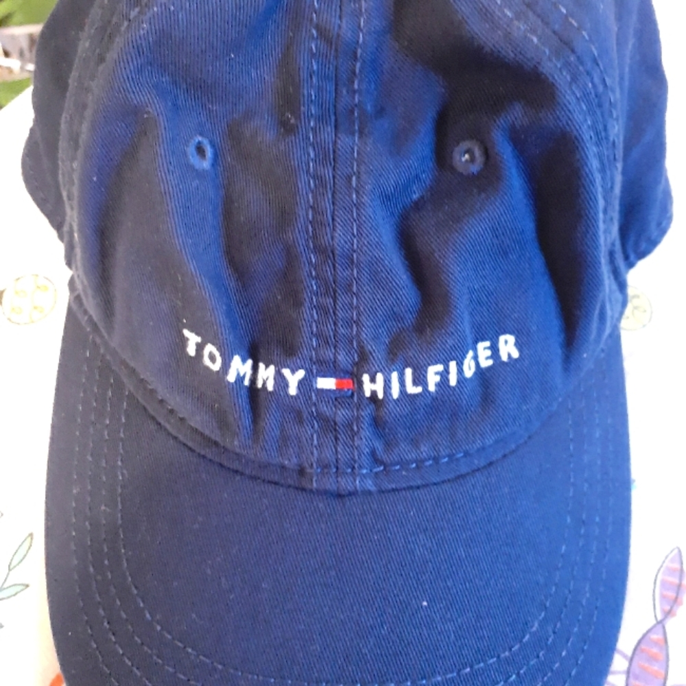 Womens Tommy Hilfiger Cap